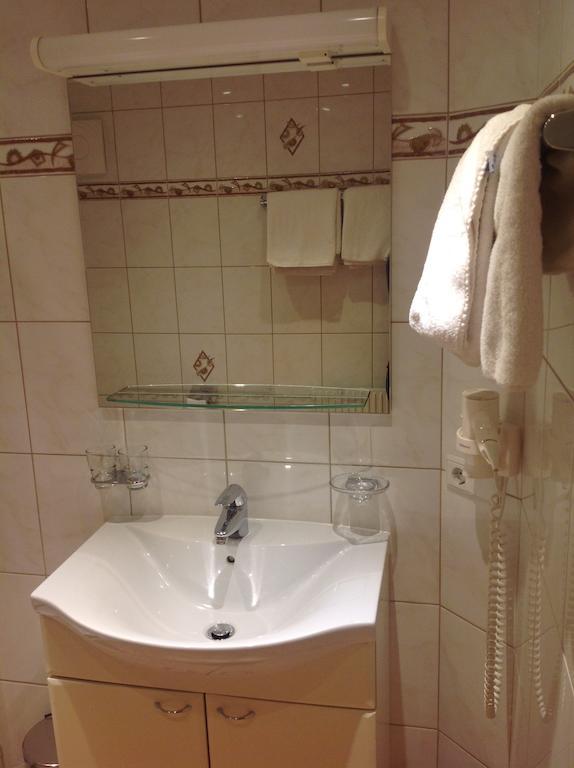 Pension Sonnenheim Schonberg im Stubaital Room photo